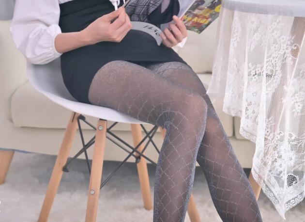 人妻熟人中文字幕一区二区,人人爽久久涩噜噜噜AV,乱熟女高潮一区二区在线,久久精品熟女亚洲AV国产